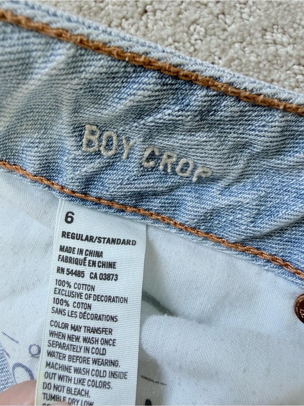 Vintage Y2K American Eagle Outfitters Light Wash Distressed Cropped Jeans - Picture 4 of 8